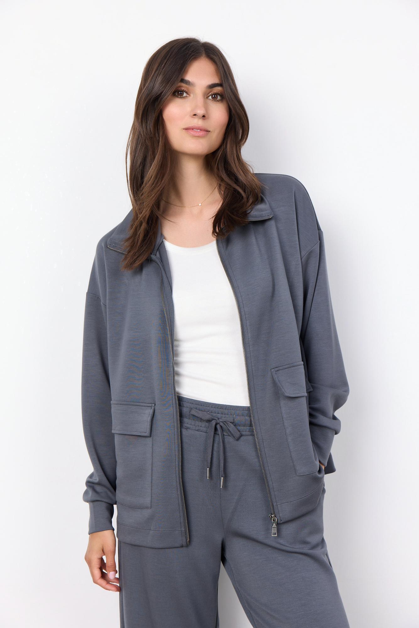 Strickjacke, Soyaconcept