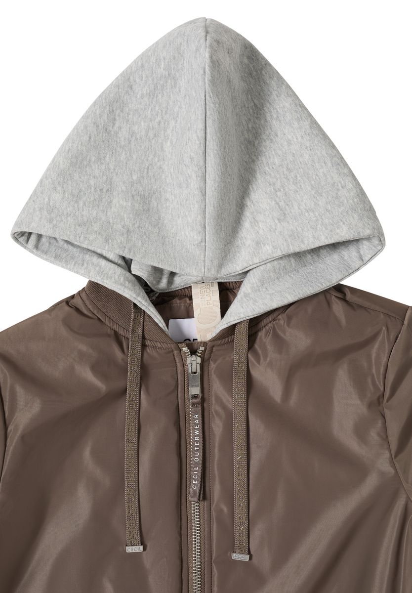 Langer Blouson, Cecil