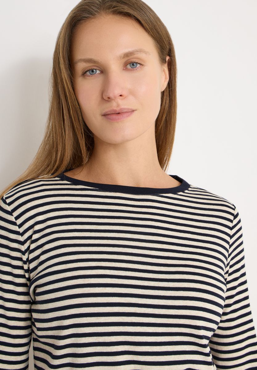 Gestreiftes Shirt, Cecil